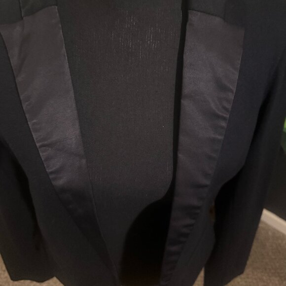 WILLI SMITH BLACK CROPPED TUXEDO BLAZER - Picture 5 of 8
